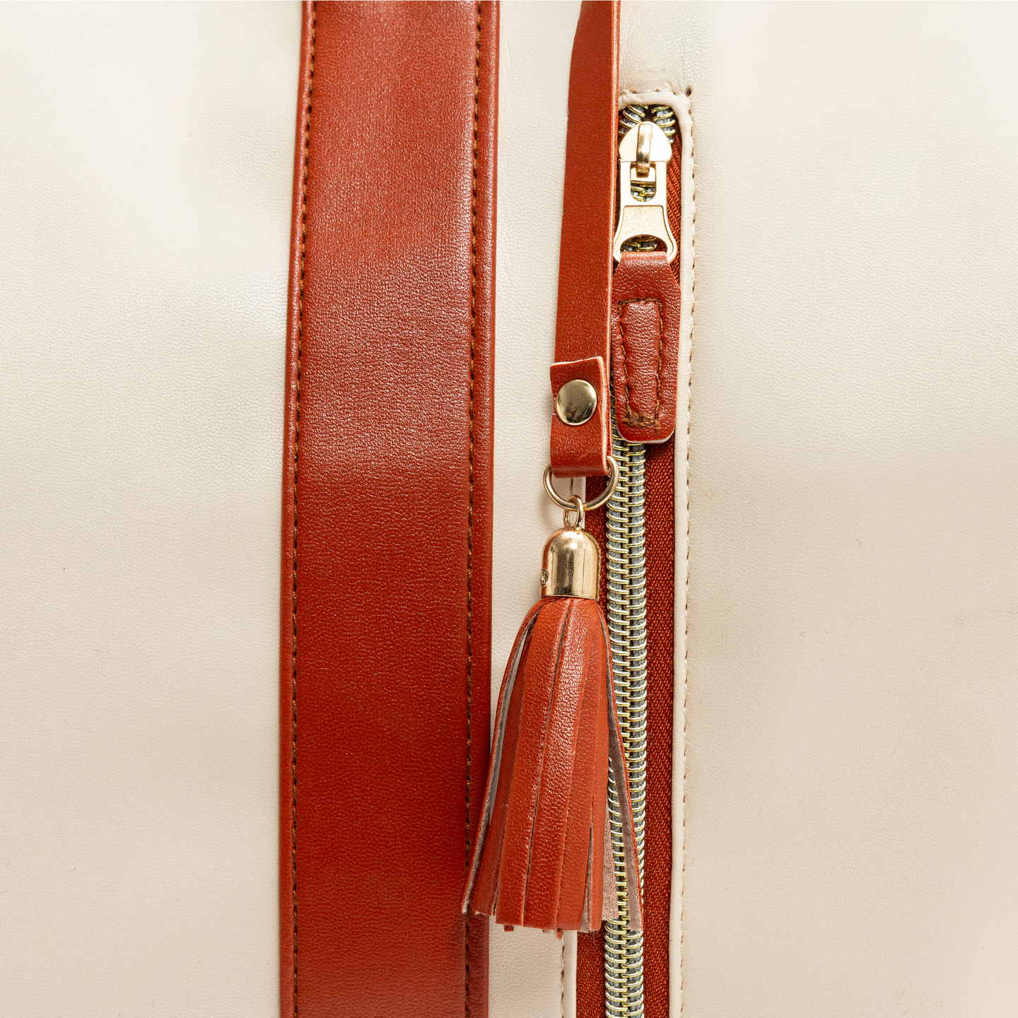 Harmony Home™ - Foldable Travel Bag | Compact, Wrinkle-Free Packing for Smart Travelers