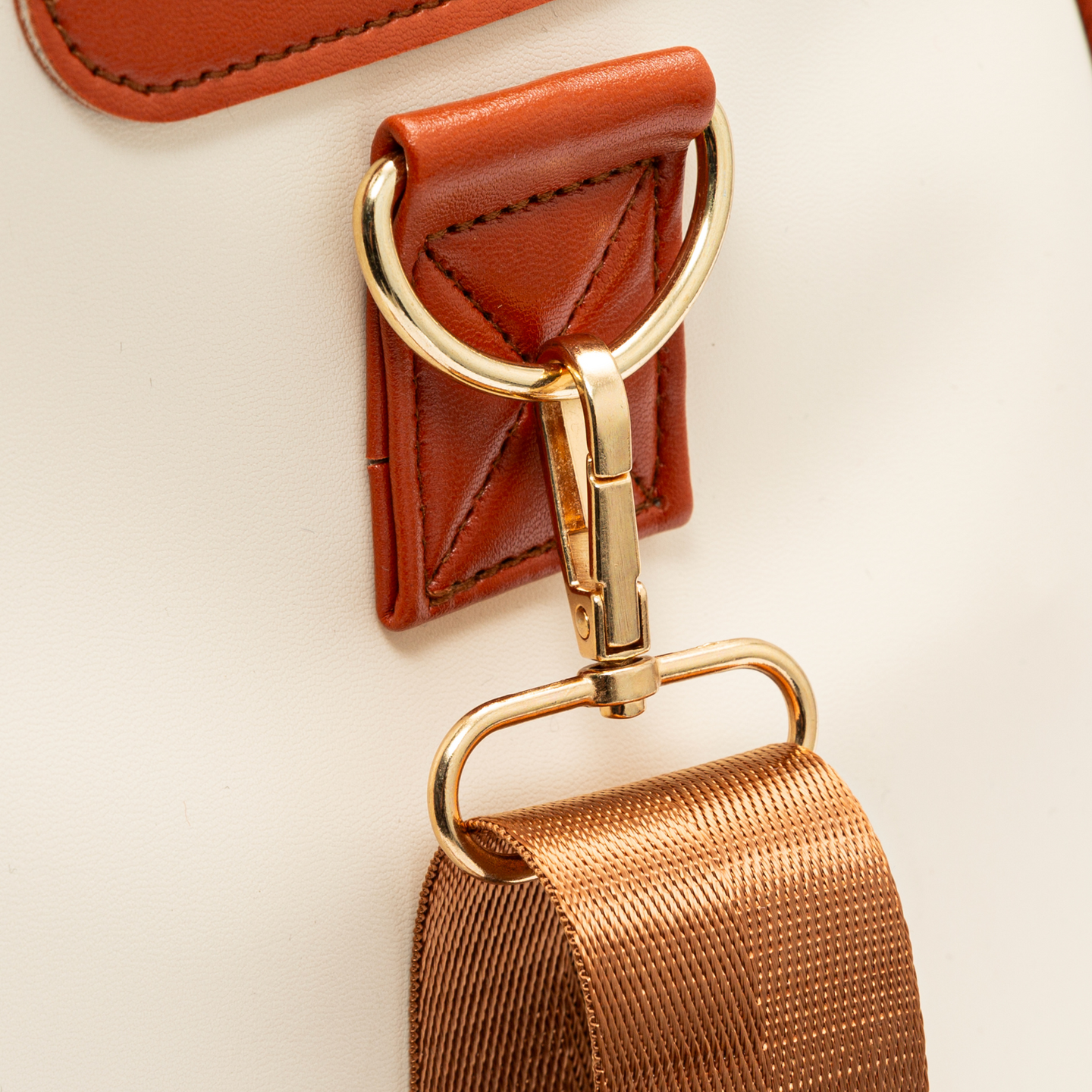 Harmony Home™ - Foldable Travel Bag | Compact, Wrinkle-Free Packing for Smart Travelers