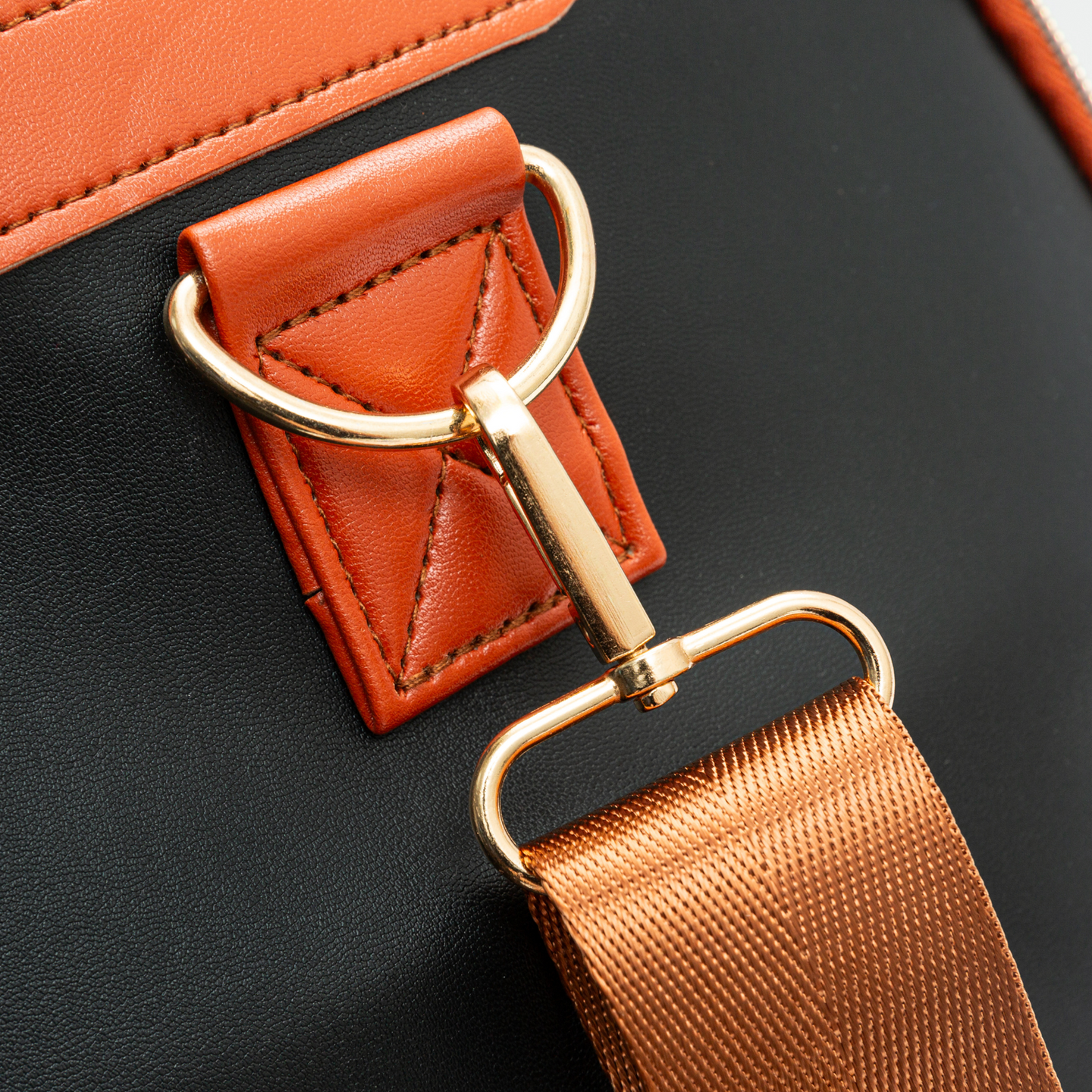 Harmony Home™ - Foldable Travel Bag | Compact, Wrinkle-Free Packing for Smart Travelers